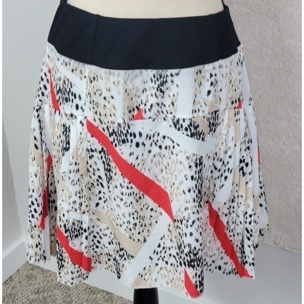 GGblue Luxe Sport Skort Women Medium White Red Animal Print Pleated Golf Tennis - Picture 3 of 13